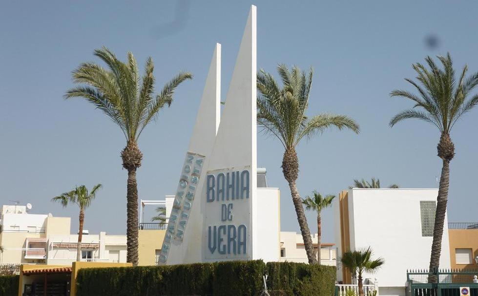 Bahia De Vera Apartamento Luisa Екстер'єр фото